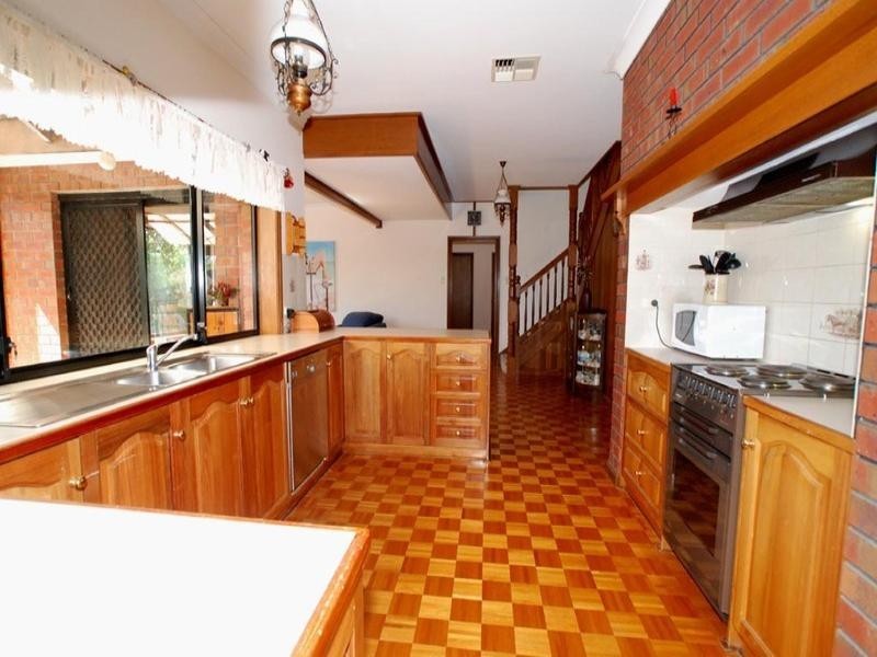 6 Acacia Court, Mclaren Vale SA 5171