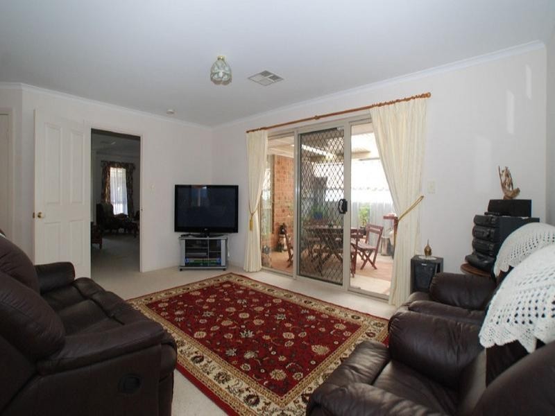 13 Seaview Street, Aldinga Beach SA 5173
