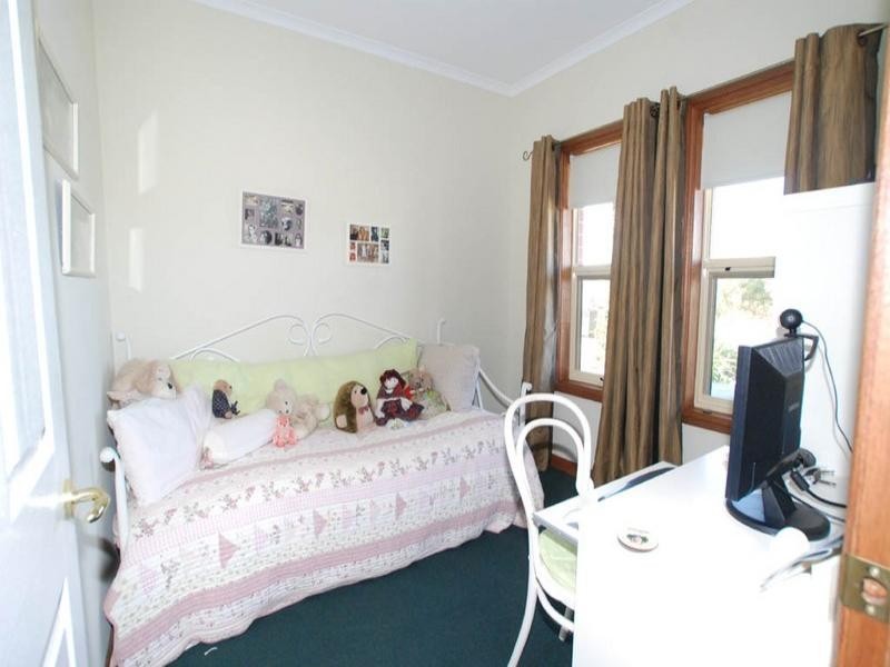 17 Periwinkle Drive, Aldinga Beach SA 5173