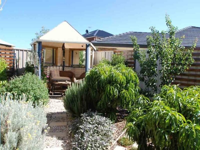 17 Periwinkle Drive, Aldinga Beach SA 5173