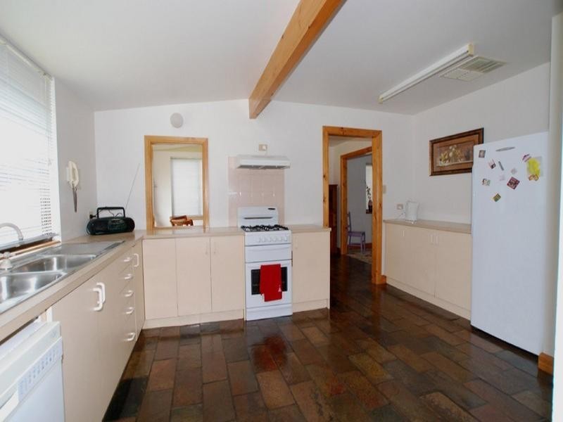 9 St Nicholas Avenue, Port Willunga SA 5173