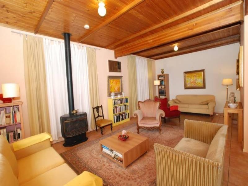 11 Drugal Court, Hallett Cove SA 5158