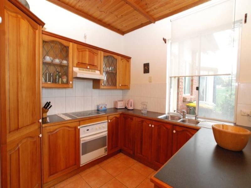 11 Drugal Court, Hallett Cove SA 5158