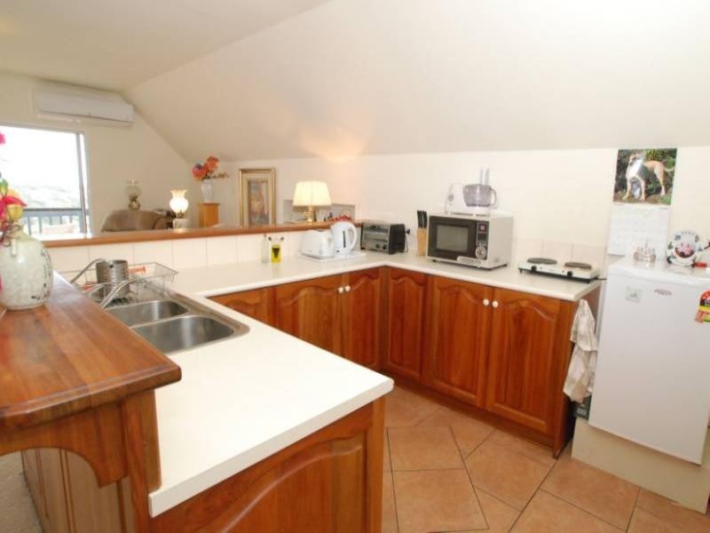 11 Drugal Court, Hallett Cove SA 5158
