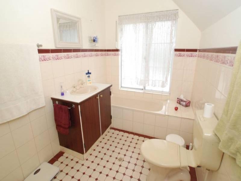 11 Drugal Court, Hallett Cove SA 5158