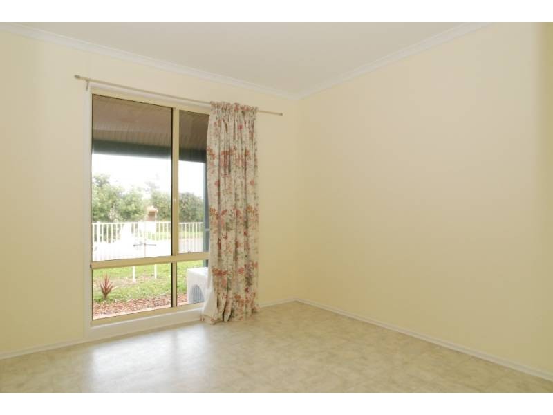 3 Blacker Road, Aldinga Beach SA 5173