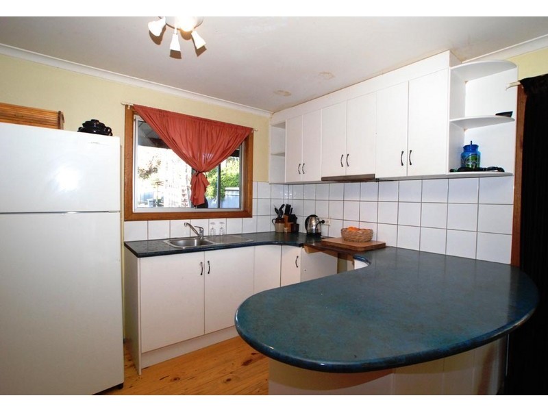 5 Whinnerah Avenue, Aldinga Beach SA 5173