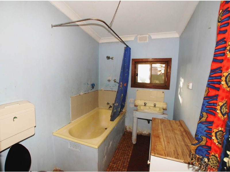 5 Whinnerah Avenue, Aldinga Beach SA 5173