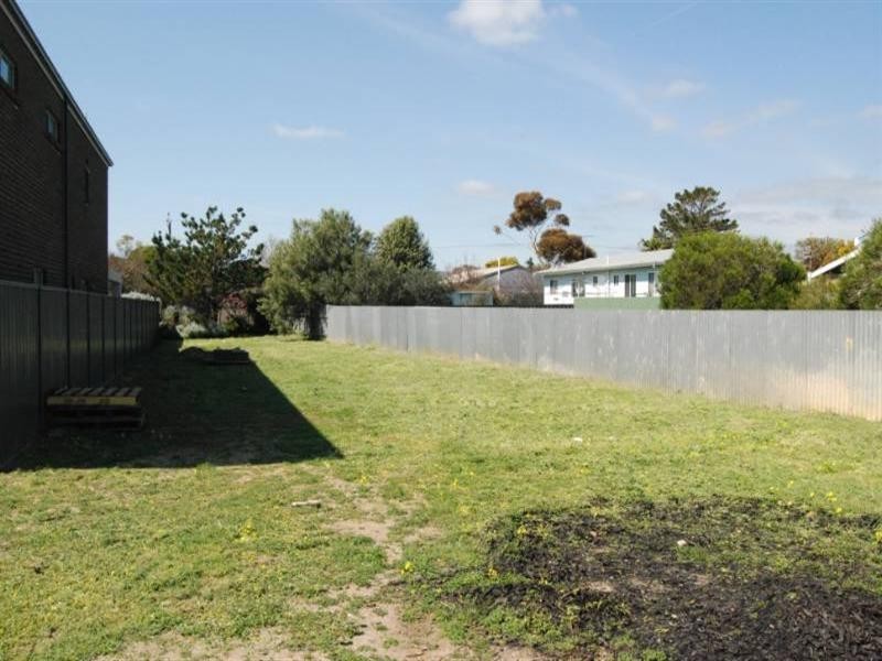 8 Harvey Crescent, Aldinga Beach SA 5173