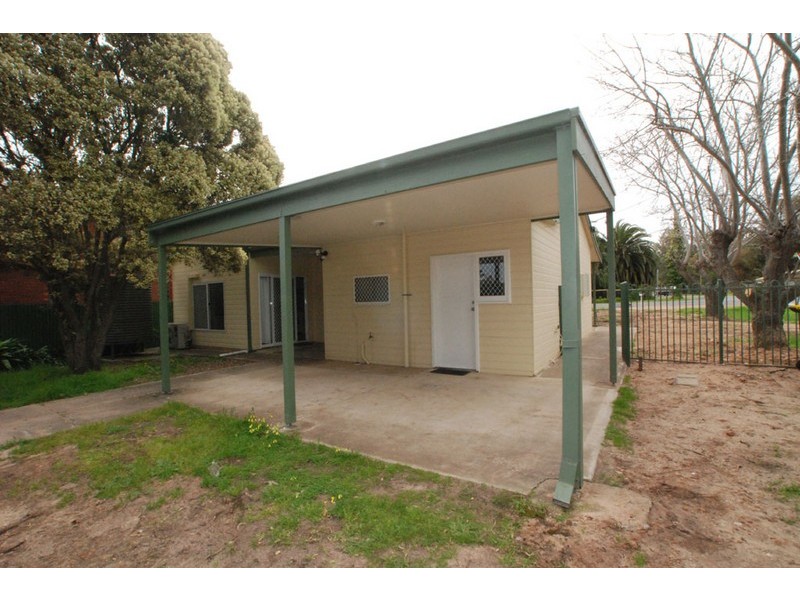 8 Palmer Street, Aldinga Beach SA 5173