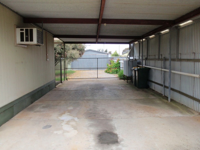 106 Rowley Road, Aldinga Beach SA 5173