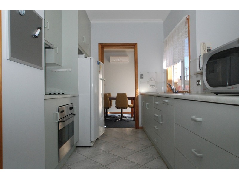 5 Rover Crescent, Port Willunga SA 5173