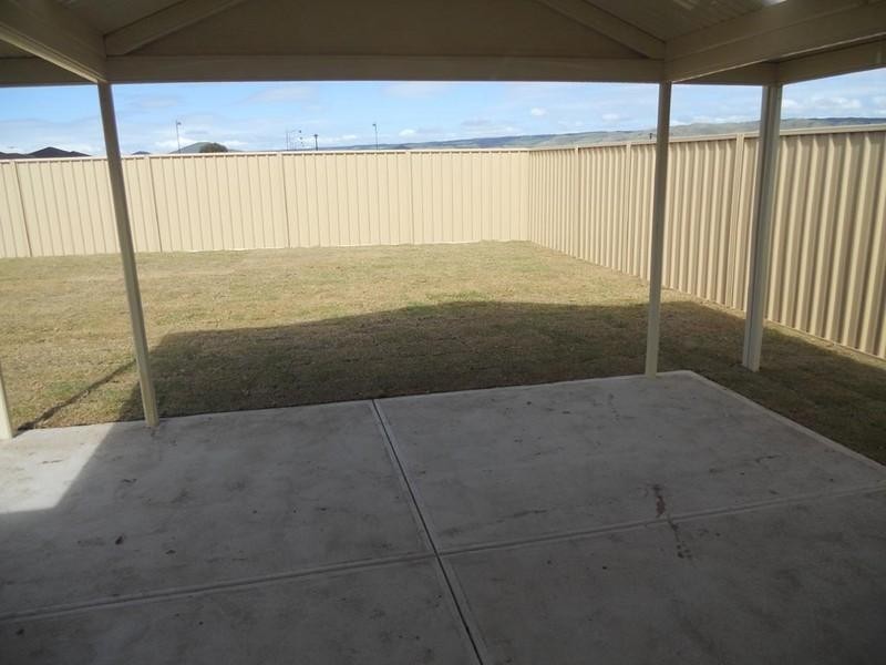 5 Whistlers Avenue, Aldinga Beach SA 5173