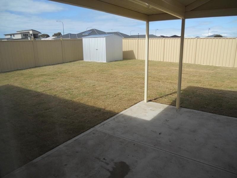 5 Whistlers Avenue, Aldinga Beach SA 5173