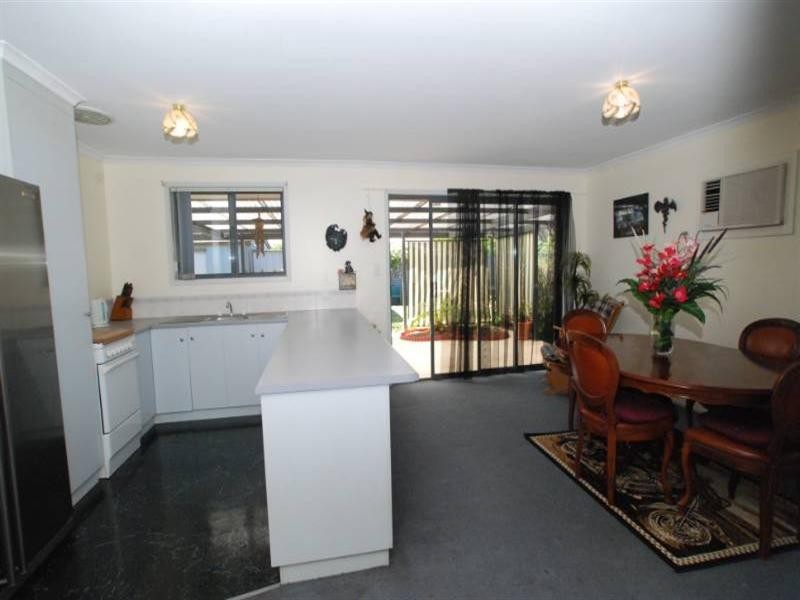 2 Moore Street, Aldinga Beach SA 5173