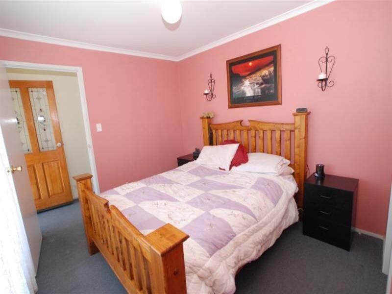 2 Moore Street, Aldinga Beach SA 5173