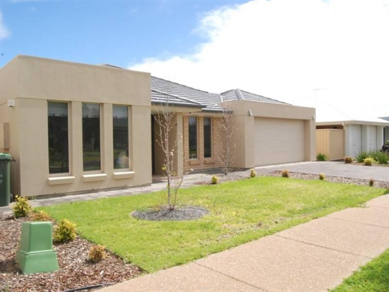 11 Basin Street, Aldinga Beach SA 5173