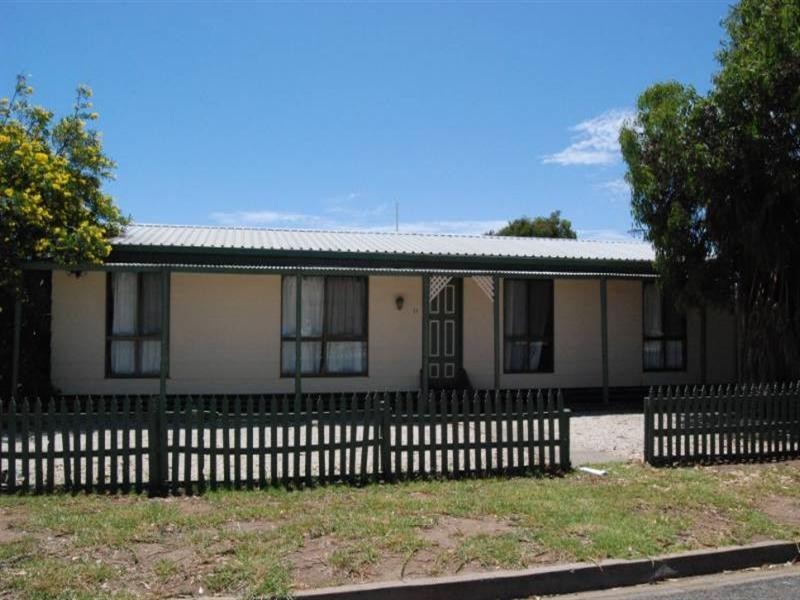 17 Ratcliffe Road, Aldinga Beach SA 5173