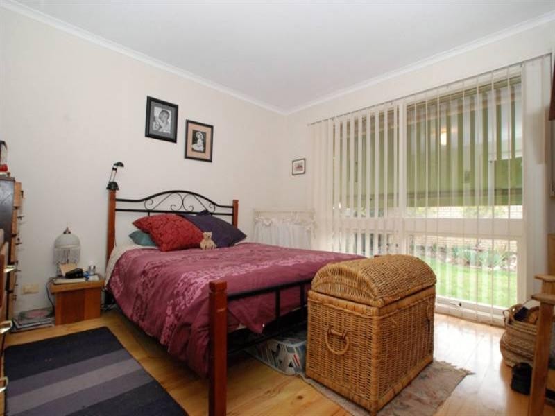 9 Harvey Crescent, Aldinga Beach SA 5173