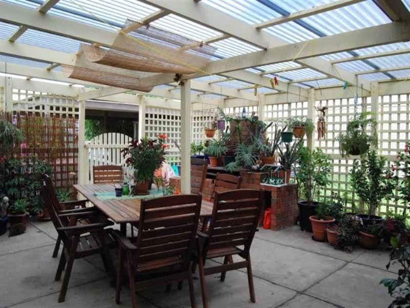 9 Harvey Crescent, Aldinga Beach SA 5173