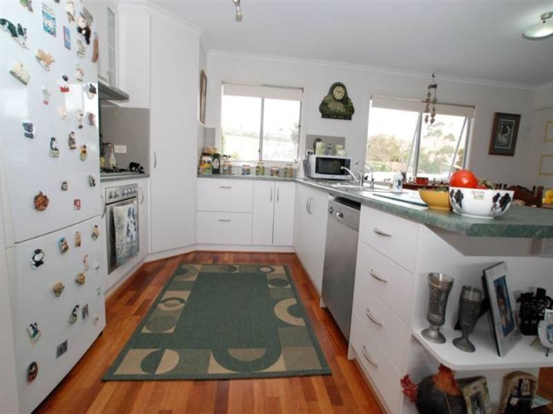 15 Hastings Avenue, Sellicks Beach SA 5174