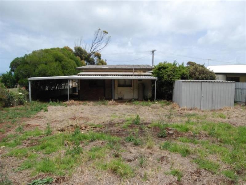 2 Lucerno Crescent, Sellicks Beach SA 5174