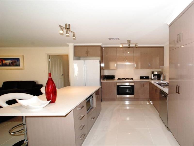 10 Kaurna Avenue, Aldinga Beach SA 5173