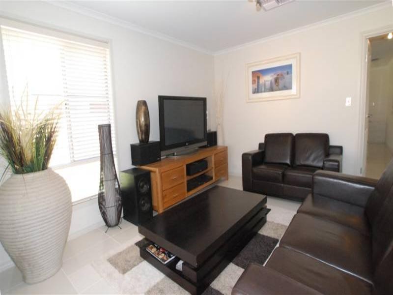 10 Kaurna Avenue, Aldinga Beach SA 5173