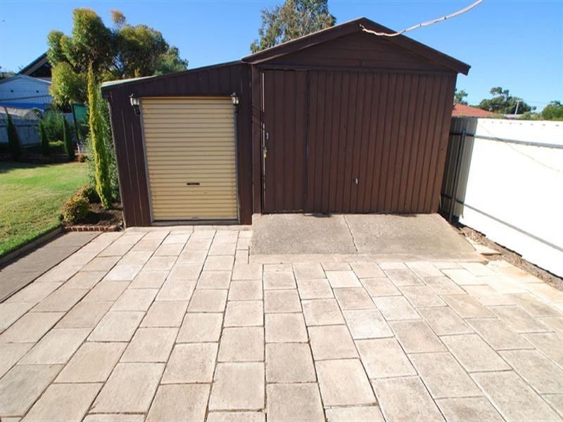 18 Dundee Street, Sellicks Beach SA 5174