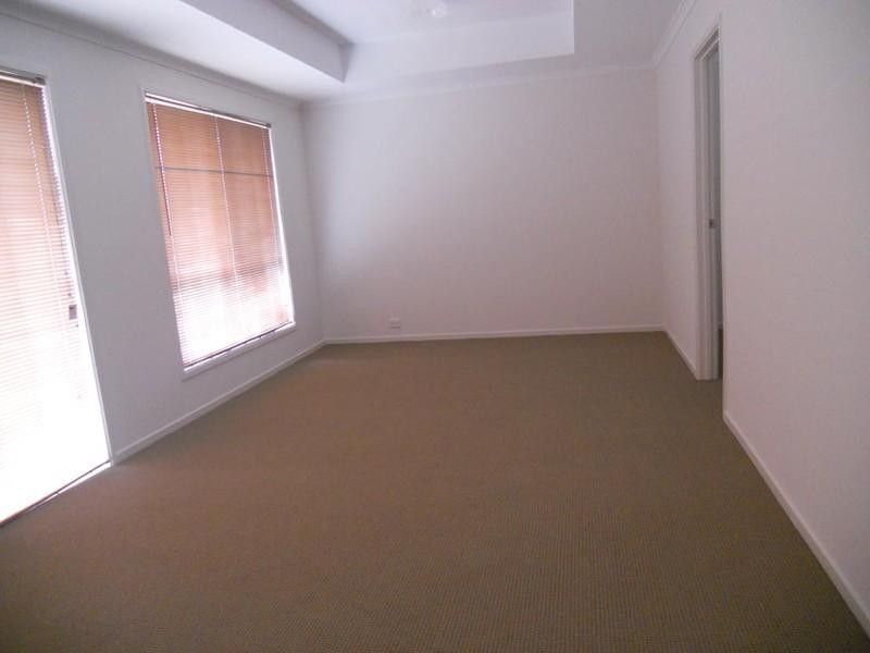 32 Telegraph Road, Seaford Meadows SA 5169