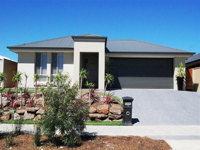 10 Kaurna Avenue, Aldinga Beach SA 5173