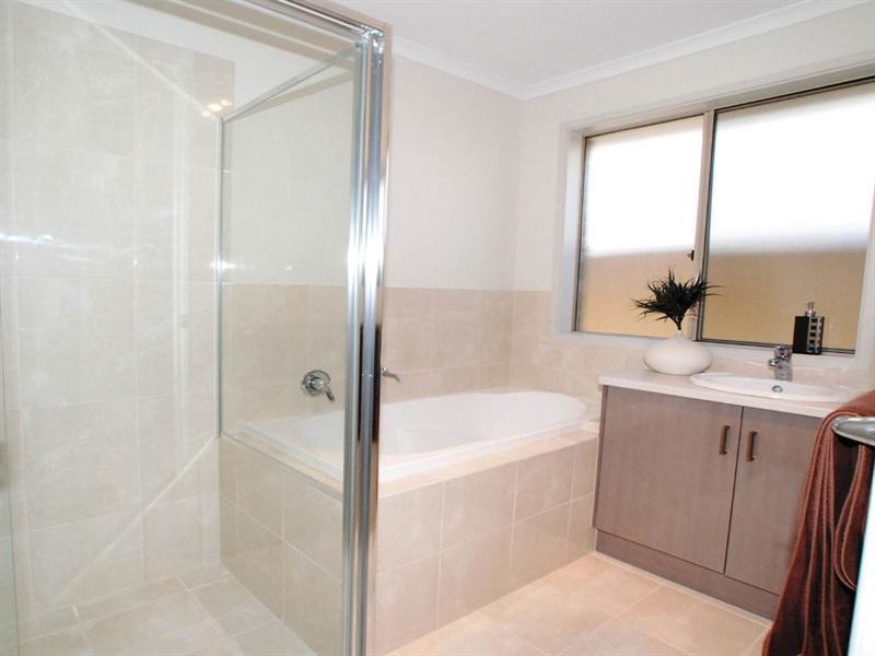 10 Kaurna Avenue, Aldinga Beach SA 5173