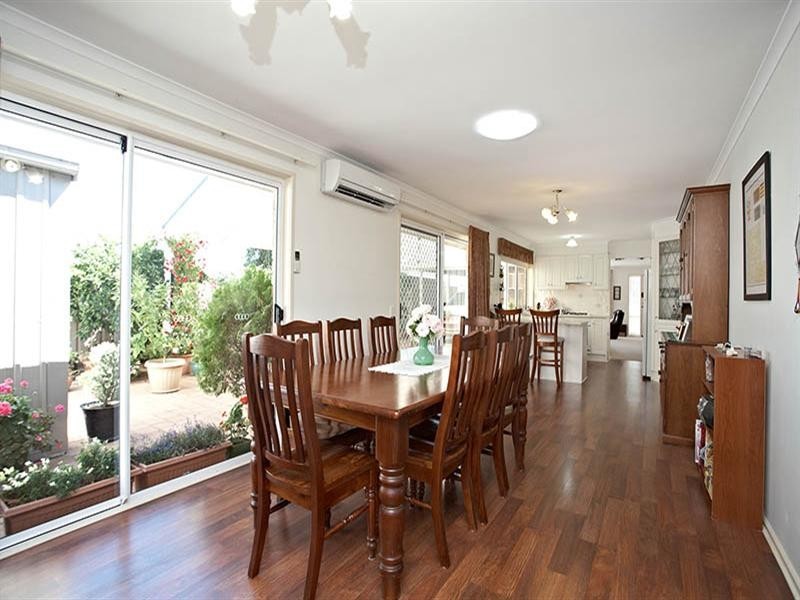 25 Lantern Drive, Seaford Rise SA 5169