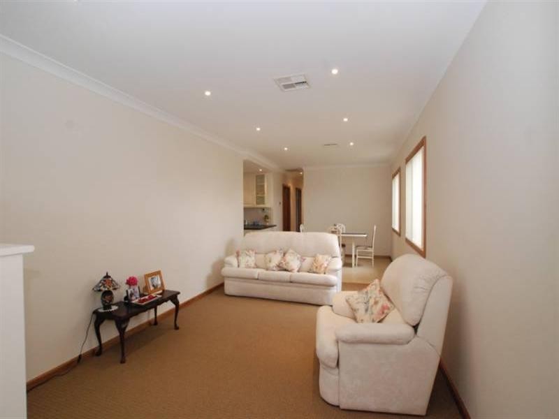 4 Ratcliffe Road, Aldinga Beach SA 5173