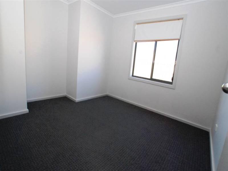 5 Scrub Avenue, Aldinga Beach SA 5173