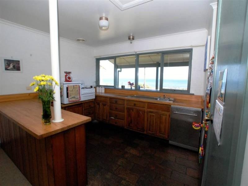 115 Esplanade, Aldinga Beach SA 5173
