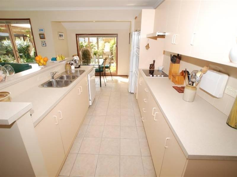 72 Dover Street, Aldinga Beach SA 5173