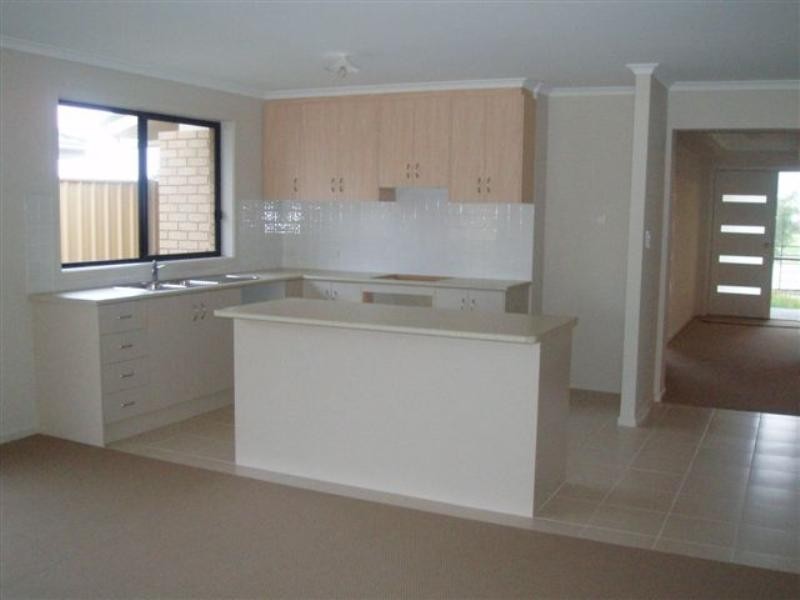 67 Dover Street, Aldinga Beach SA 5173