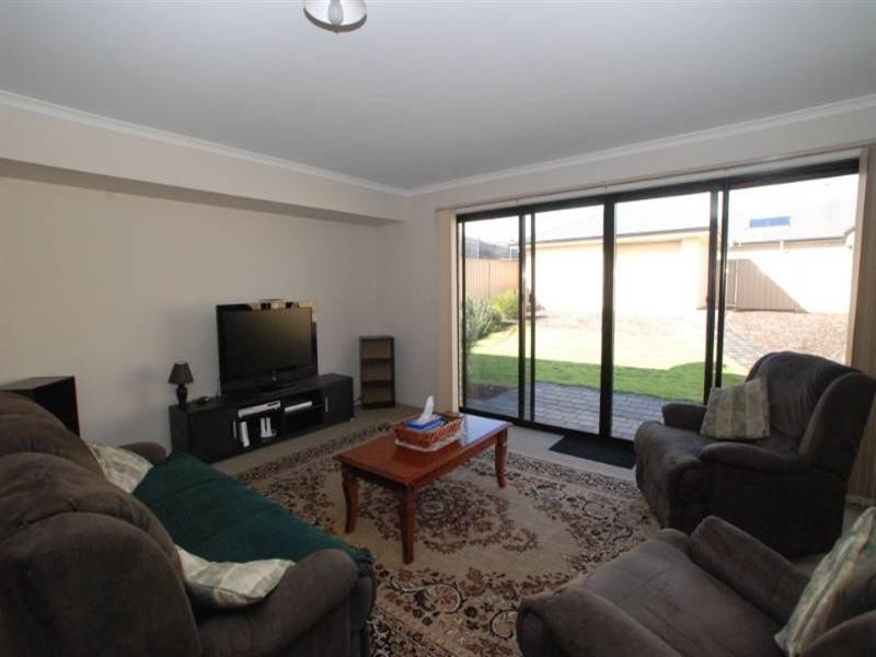 67 Dover Street, Aldinga Beach SA 5173