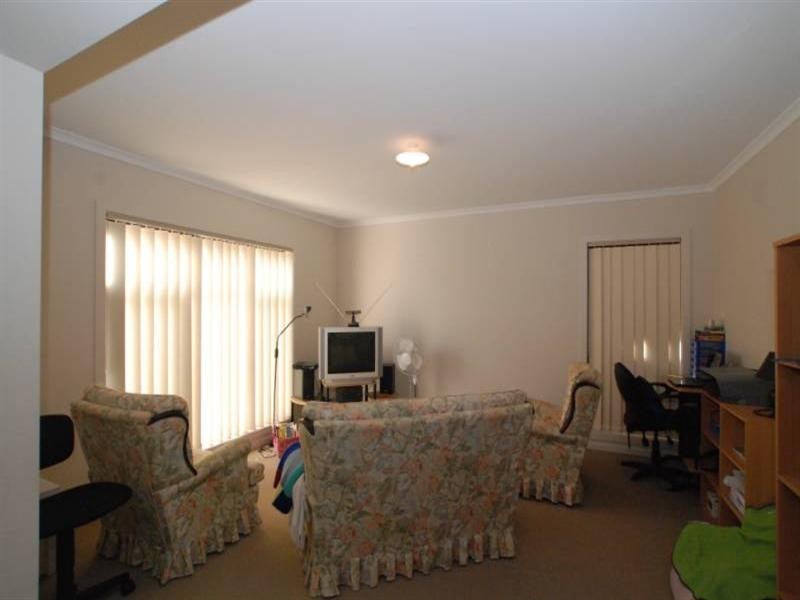 67 Dover Street, Aldinga Beach SA 5173