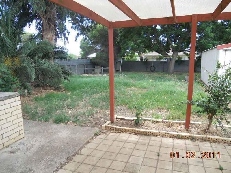 33 Irving Road, Aldinga Beach SA 5173