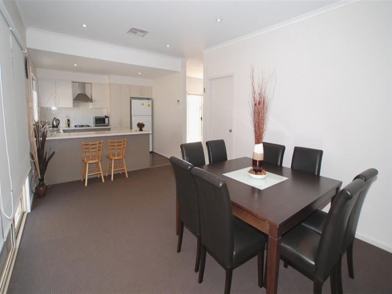 32 Seaview Street, Aldinga Beach SA 5173