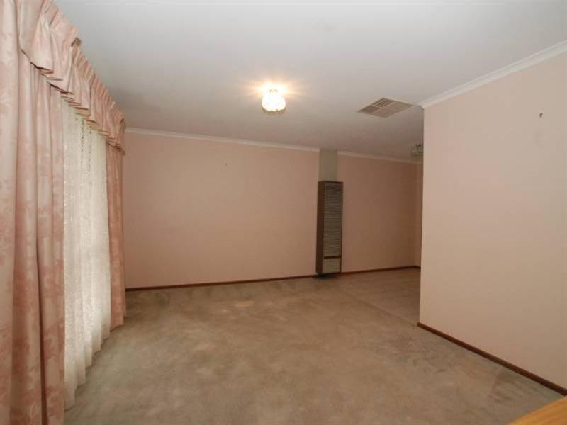 10 Evans Street, Aldinga Beach SA 5173