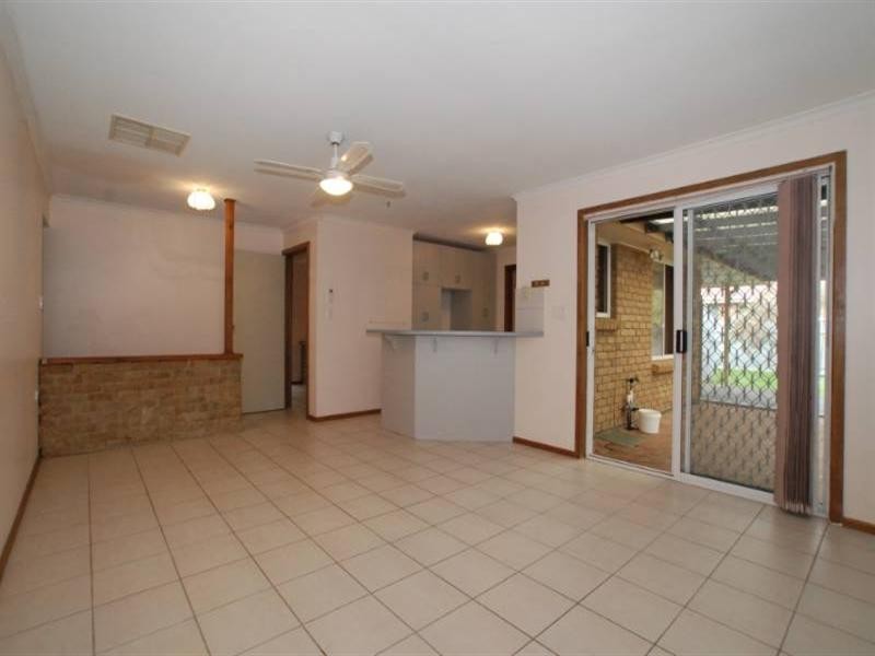 10 Evans Street, Aldinga Beach SA 5173