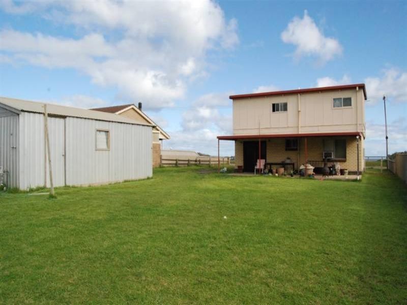 152 Esplanade, Aldinga Beach SA 5173