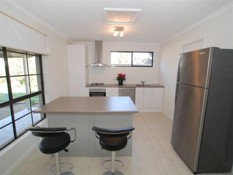 6 Darwalla Road, Aldinga Beach SA 5173