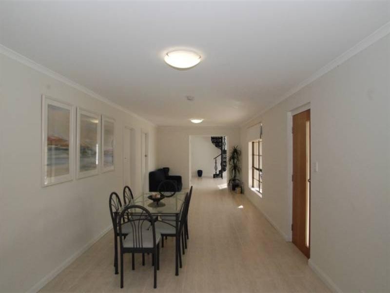 6 Darwalla Road, Aldinga Beach SA 5173