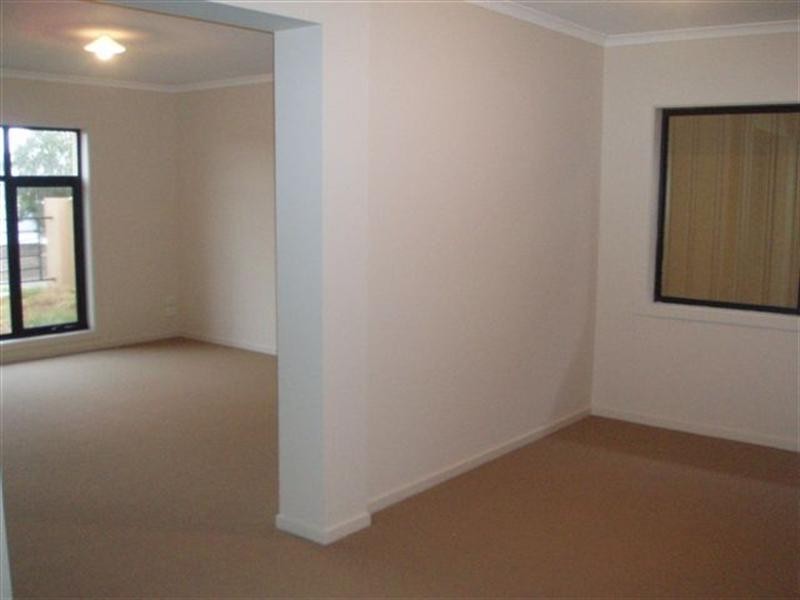 67 Dover Street, Aldinga Beach SA 5173