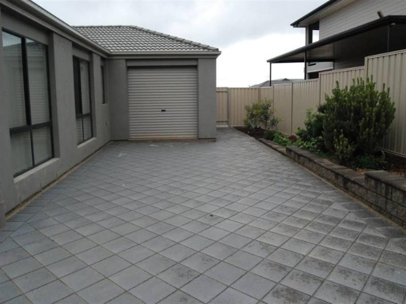 4 Oriana Drive, Sellicks Beach SA 5174