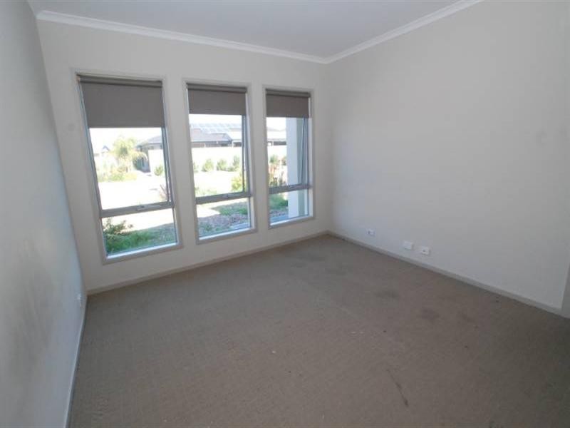 28 Jade Loop, Aldinga Beach SA 5173
